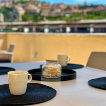 Exclusive Penthouse With 60 M2 Panoramic Terrace Apartment Perugia Ngoại thất bức ảnh