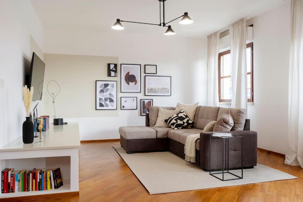 Exclusive Penthouse With 60 M2 Panoramic Terrace Apartment Perugia Ngoại thất bức ảnh